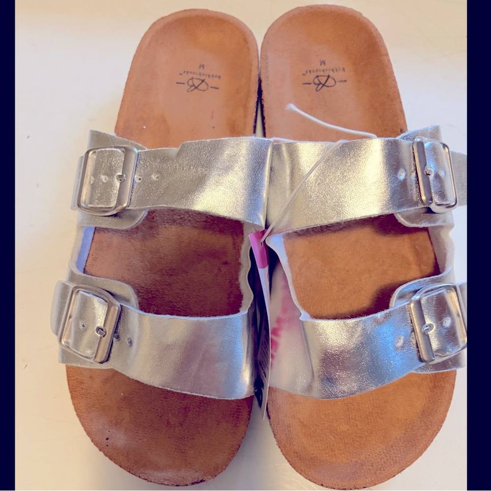 New Bobbie Brooks Silver Sandals with cork bottoms